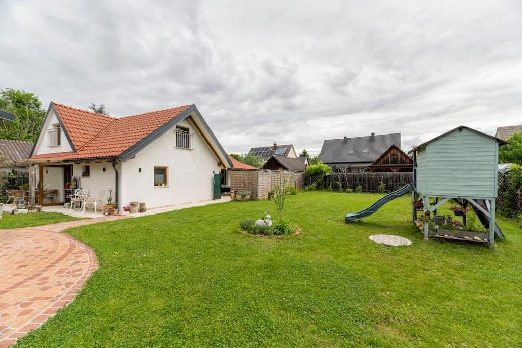 Idyllic Holiday Home - Relaxation Place Leibnitz Buitenkant foto