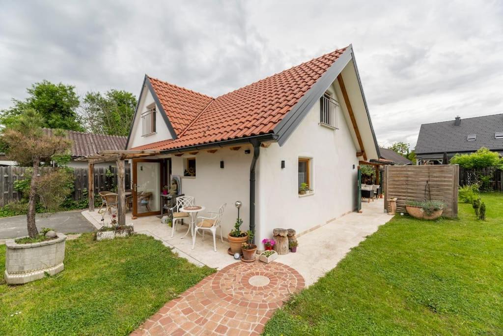 Idyllic Holiday Home - Relaxation Place Leibnitz Buitenkant foto